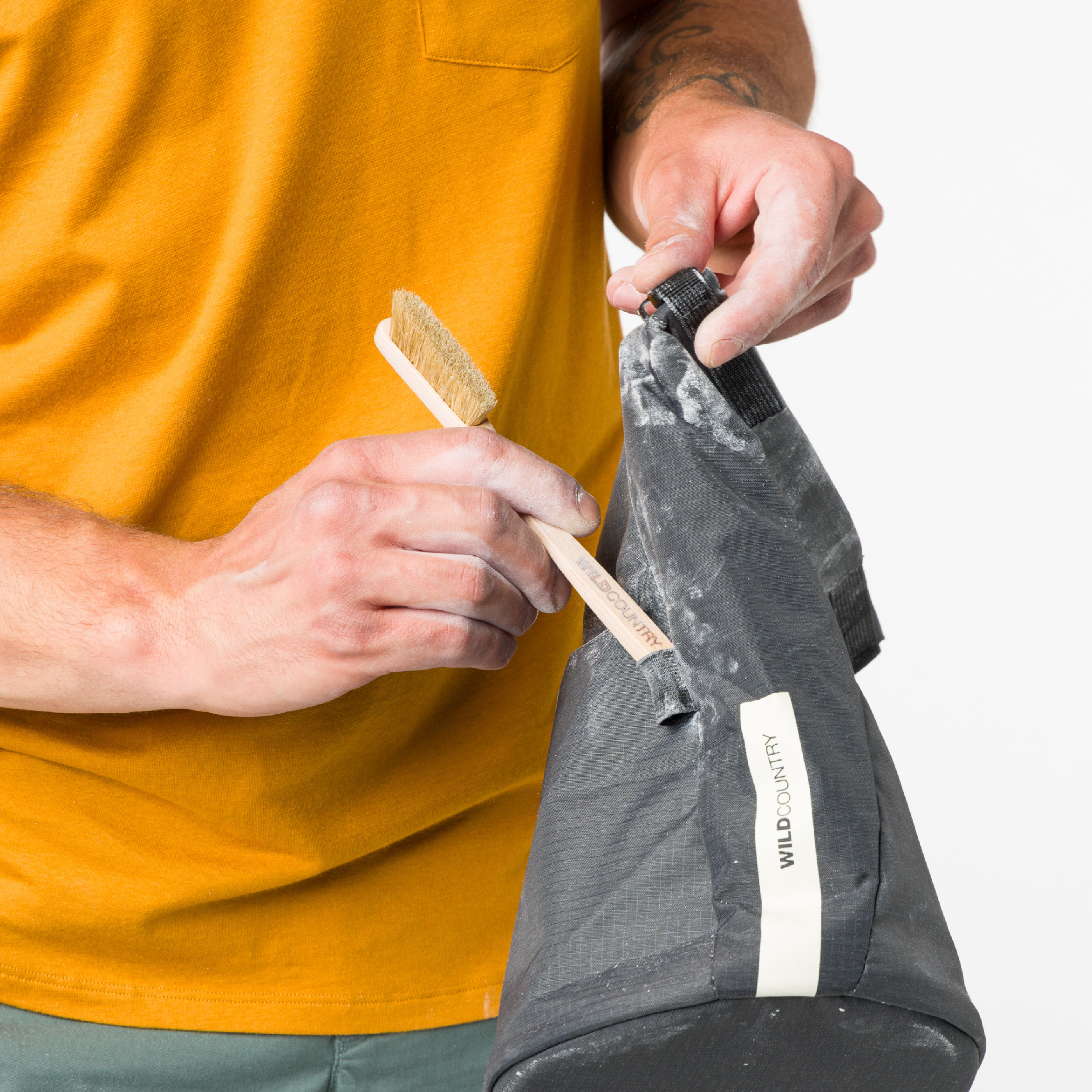 Small Brush - Wild Country 