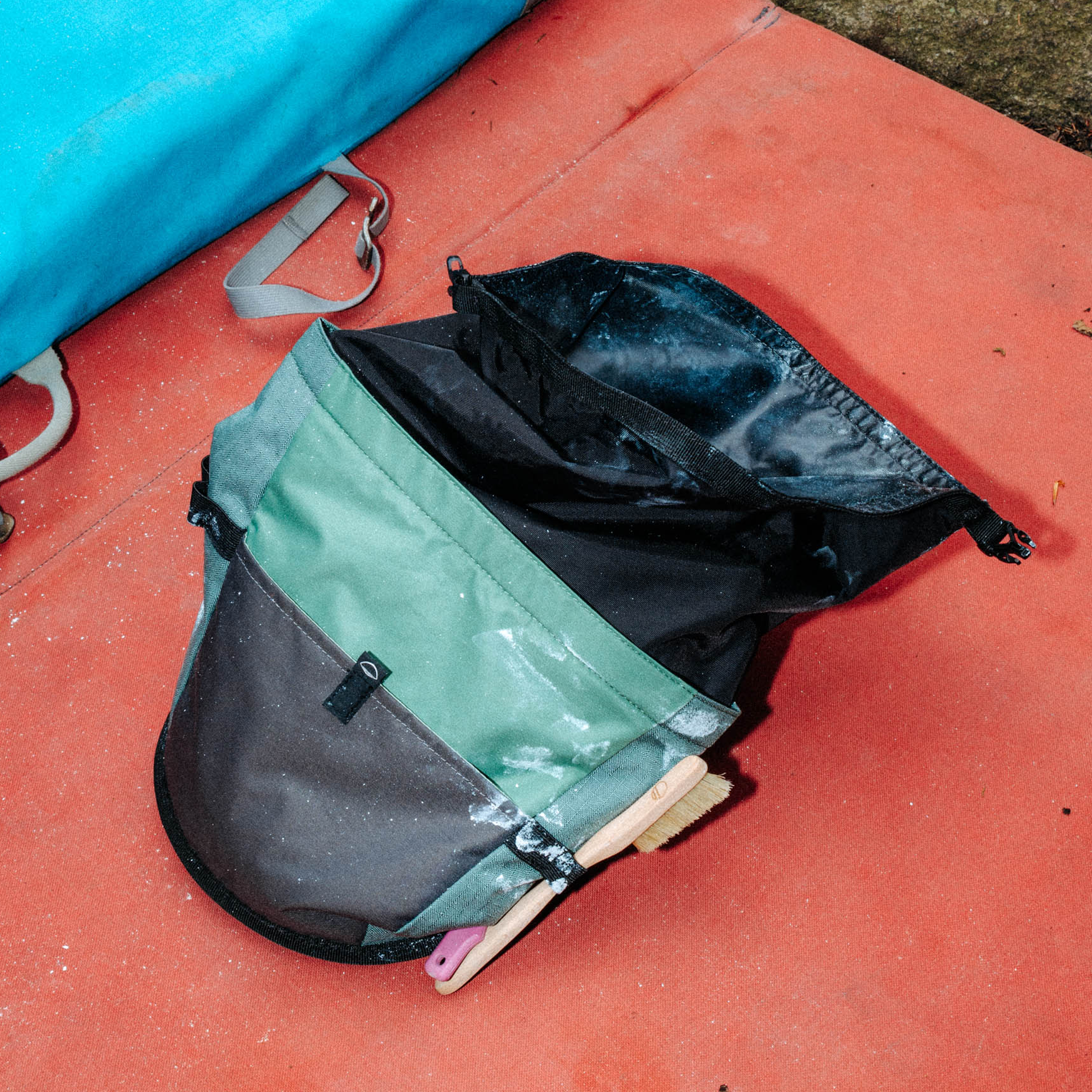 Chalk Bag Sequence - Wild Country 