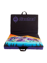 Upload image to gallery, Matelas d&#39;escalade Drifter - Flashed
